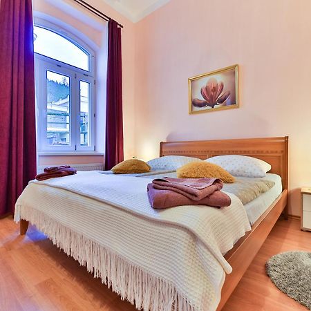 Anzio Apartments マリアーンスケー・ラーズニェ エクステリア 写真