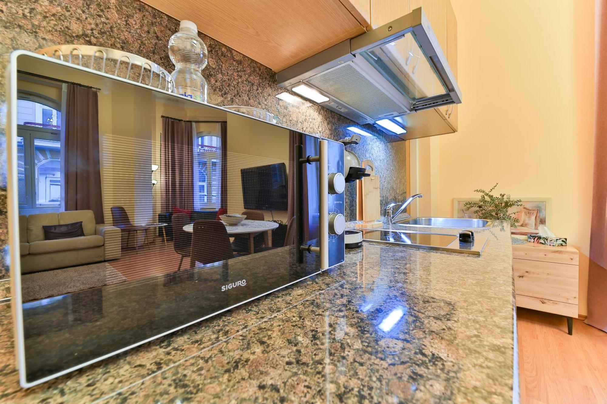 Anzio Apartments マリアーンスケー・ラーズニェ エクステリア 写真